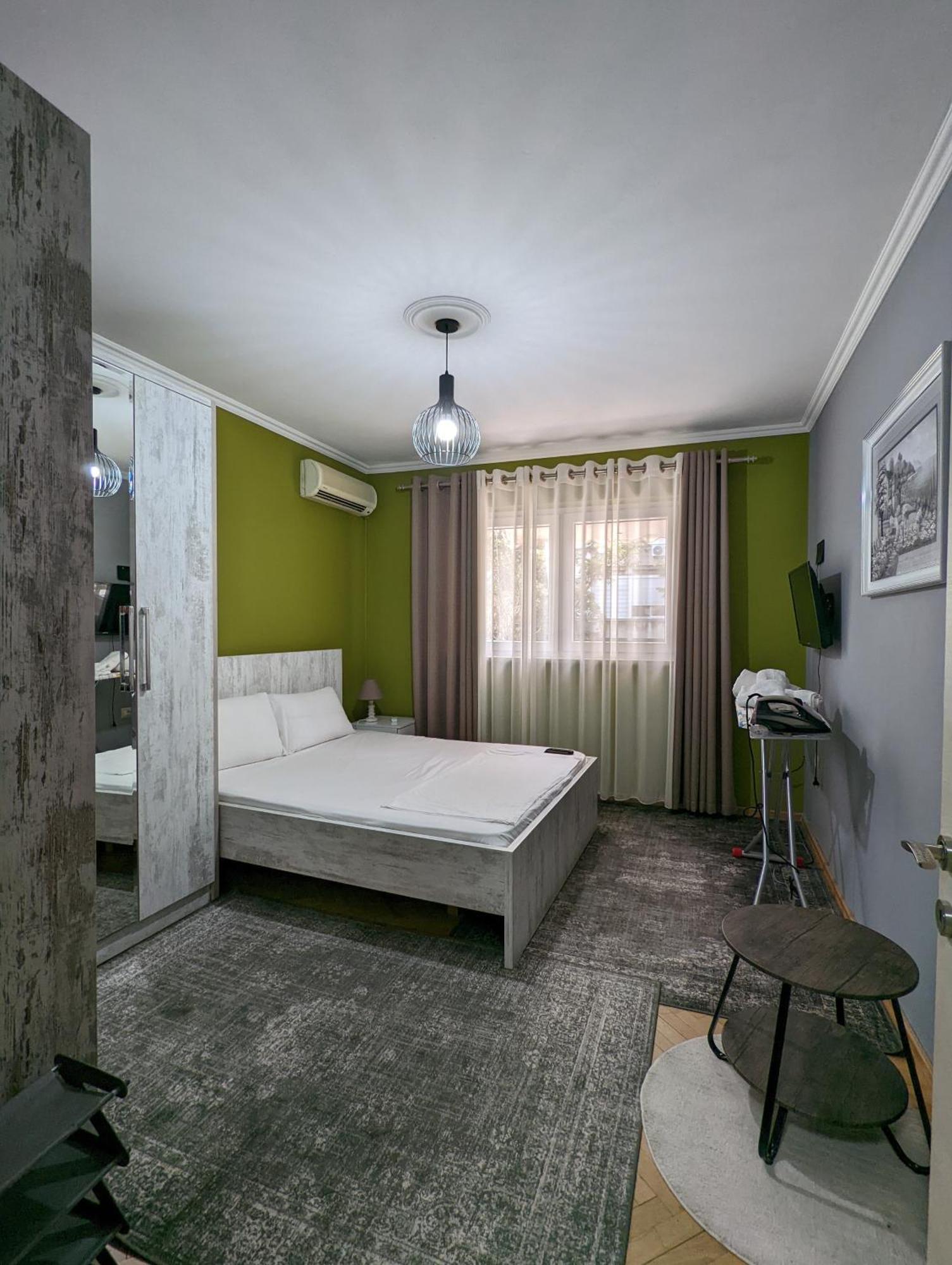 Downtown Retreat "Spiranca" Tirana Exterior foto